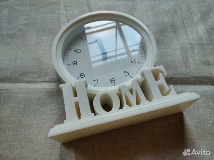 Настольные часы новые