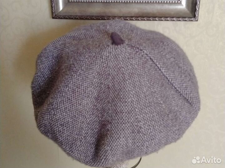 Зимняя женская шапка и берет