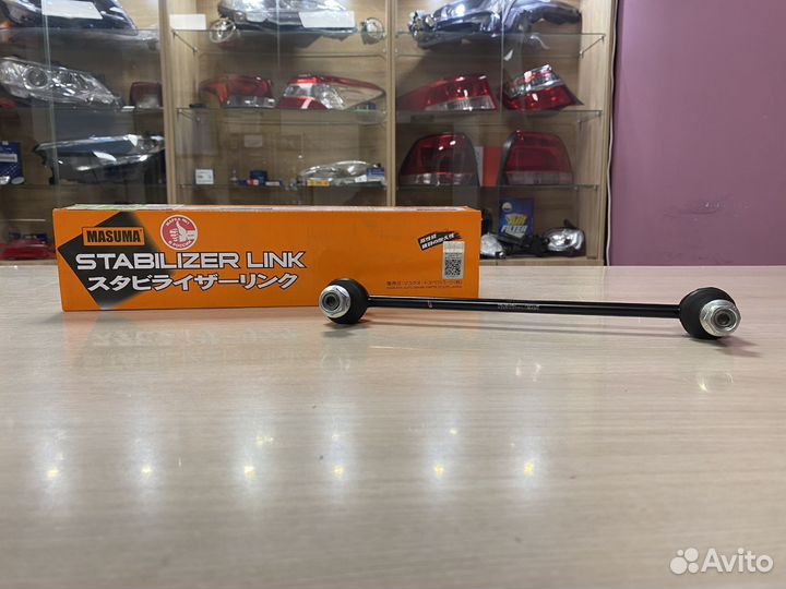 Передняя стойка стабилизатора на Камри V40-50-55