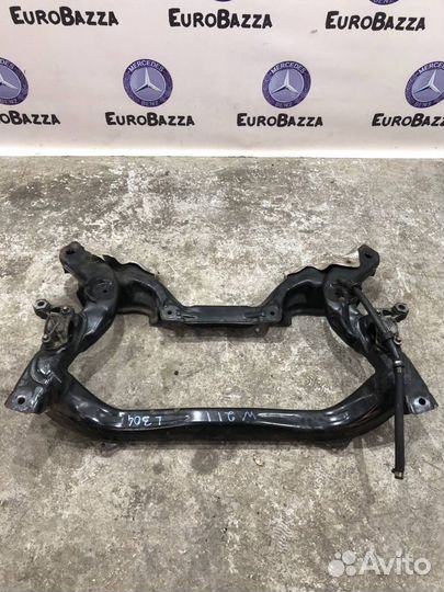 Подрамник передний Mercedes W211