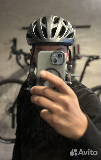 Велошлем giro