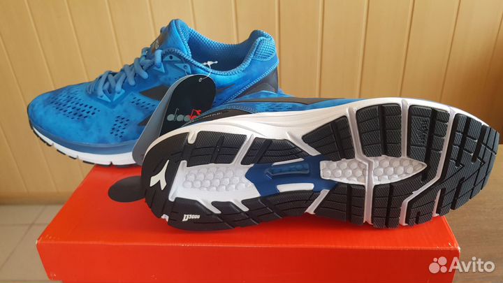 Кроссовки Diadora Blushield-3,оригинал, Р-41