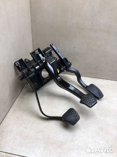 Педальный узел Rover 75 седан 20K4F 2 2000