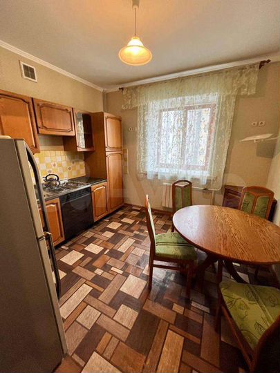 2-к. квартира, 65 м², 5/10 эт.