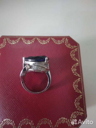 Серебряное кольцо