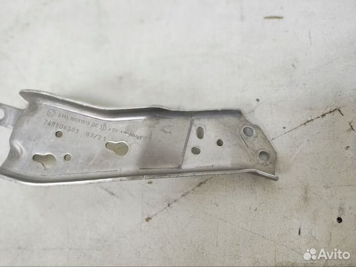 Кронштейн усилителя бампера передний правый Bmw X1