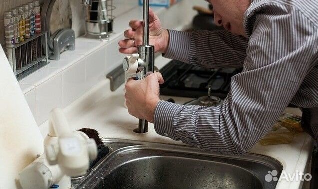 Сантехник. Прочистка засора. Аварийный выезд