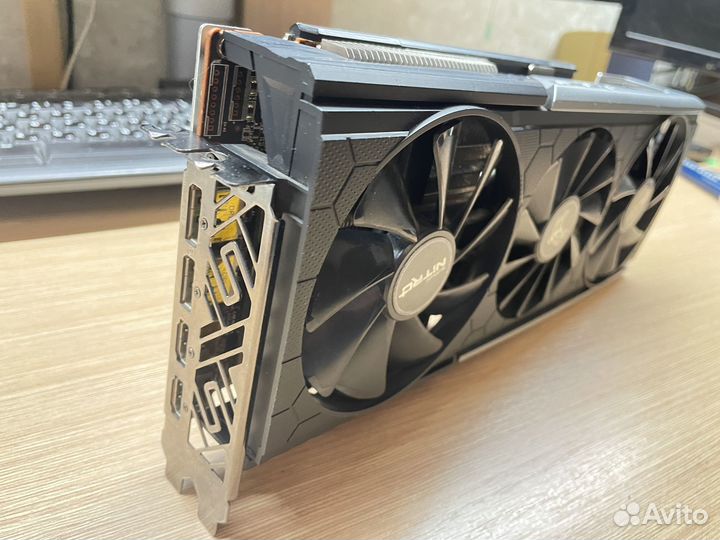Sapphire nitro+ RX 5700 XT SE
