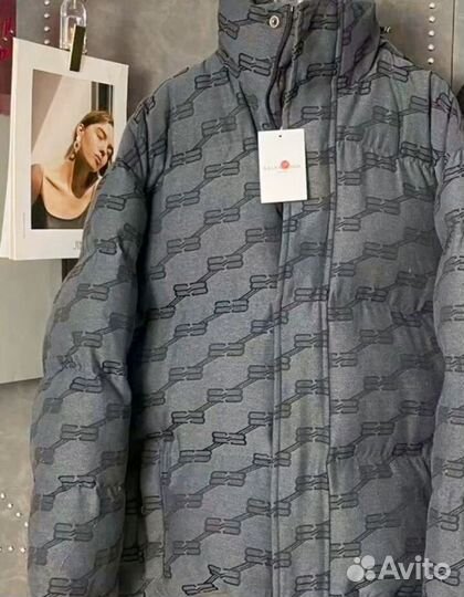 Пуховик balenciaga