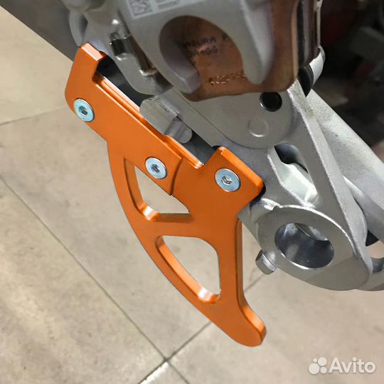Защита заднего тормозного диска Ktm (brembo)