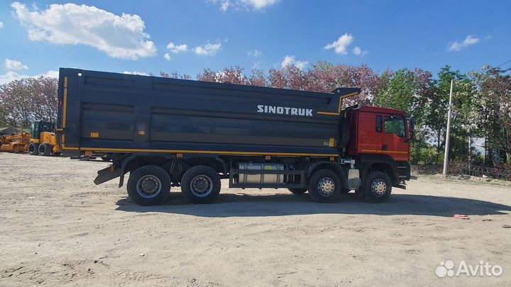 SITRAK C7H 8x4, 2024