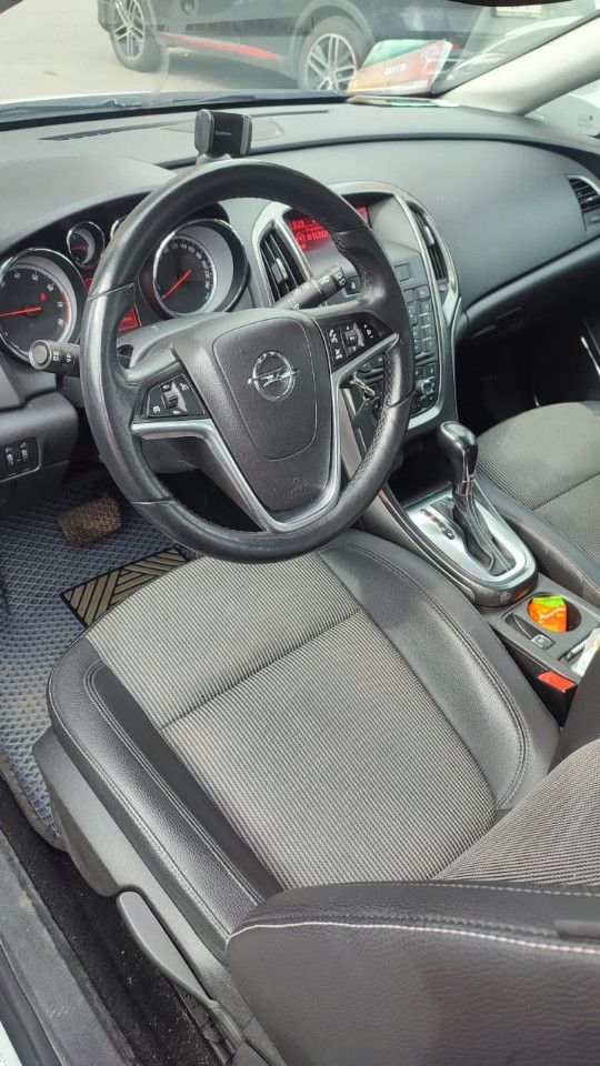 Opel Astra: фото владельца