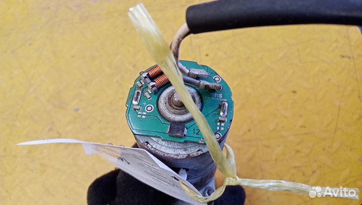 Механизм подъема двери (крышки) багажника Cayenne