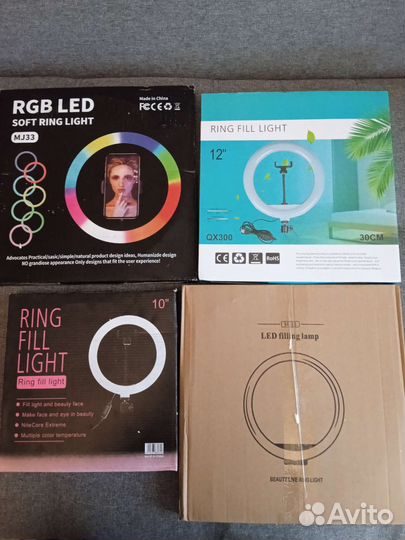 Кольцевая лампа с штативом 2.10 новая