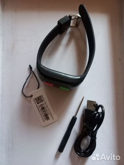 Браслет для пожилых с GPS tracker