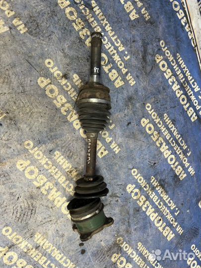 Правый привод Mitsubishi Pajero 2 внедорожник 4M40