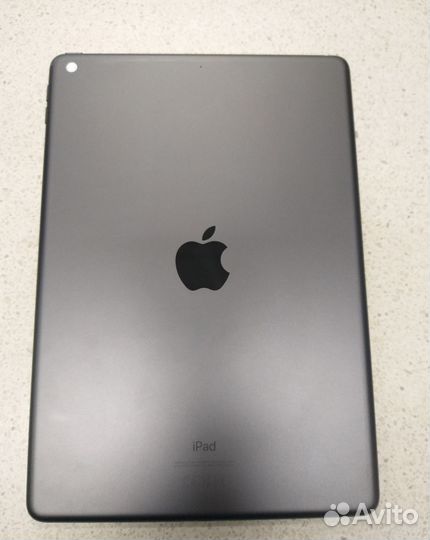 10.2 Планшет Apple iPad 2020 (8го поколения)