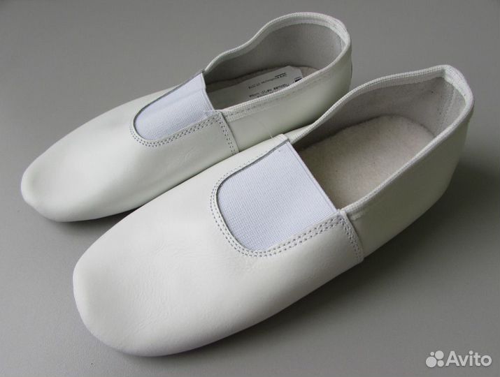 Чешки черные/белые, р-р 39-46, Россия