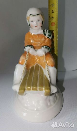 Винтаж, фарфоровая статуэтка 