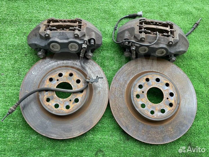 Суппорта 4POT LS460/LS460L/LS600h/LS600hl