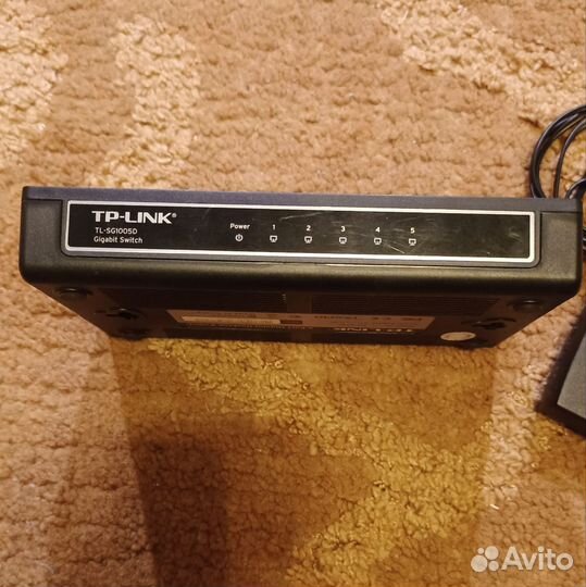 Гигабайтный маршрутизатор TP-link TL-SG1005D