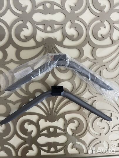 Подставки под телевизор haier новые, 3 комплекта