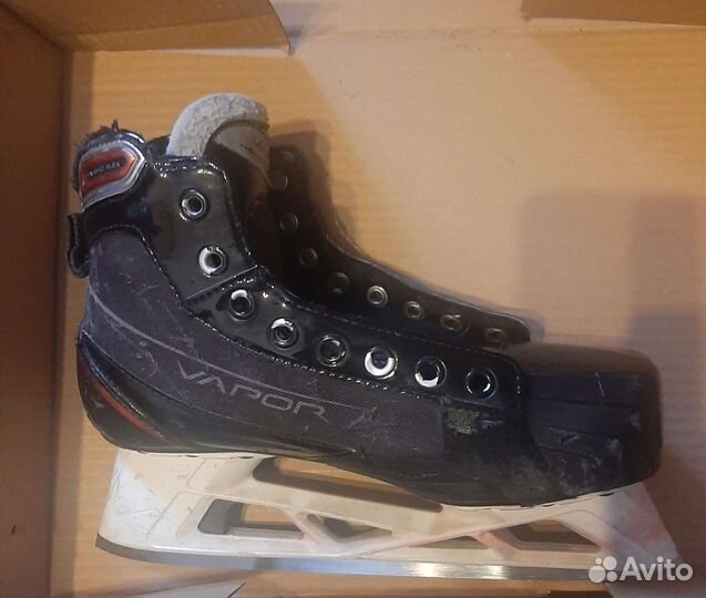 Коньки хоккейные вратарские 39р-р
