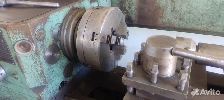 Токарно-винторезный станок 16Е20