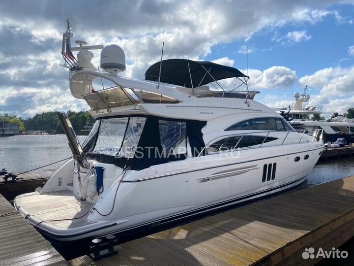 Моторная яхта Princess 58 с флайбриджем