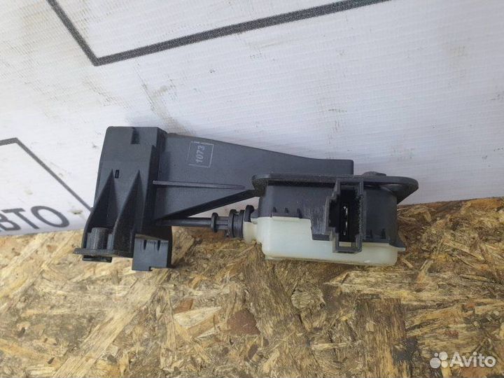 Сервопривод лючка бензобака Mercedes Cl W216 5.5