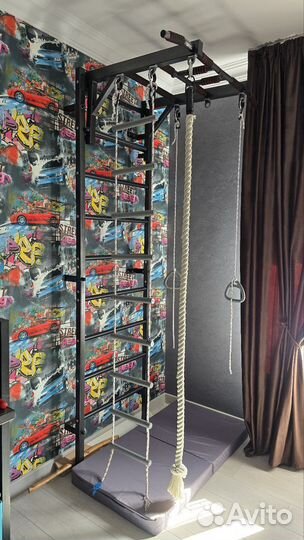 Шведская стенка с турником