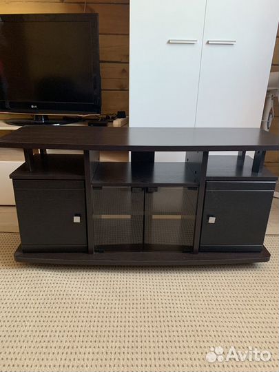 Тумба под телевизор