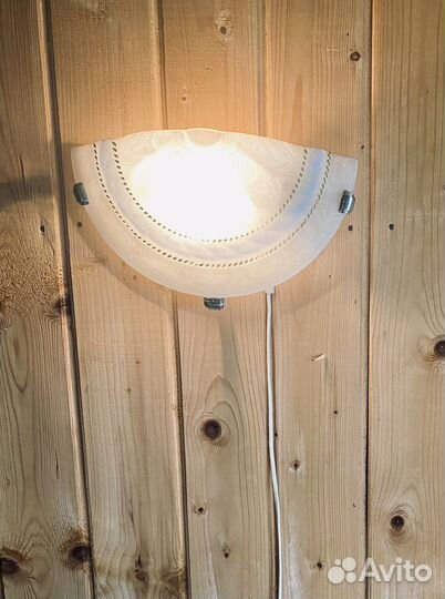 Настенный светильник бра