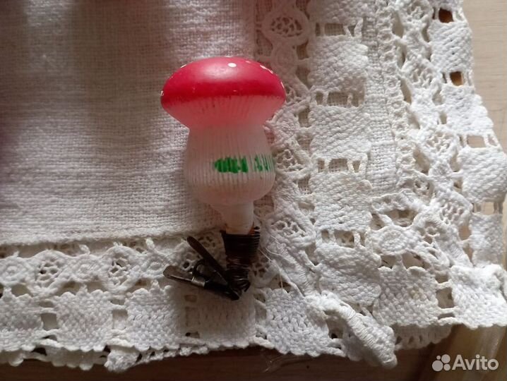 Ёлочные игрушки и гирлянды СССР