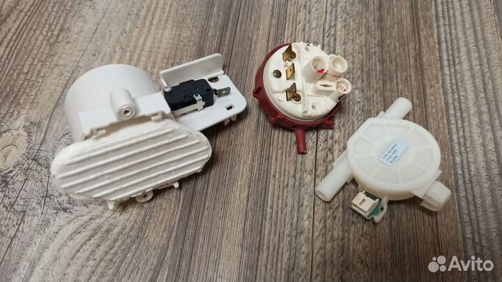 Б.у. запчасти от компактной посудомоечной машины