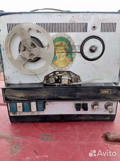 Катушечный магнитофон нота