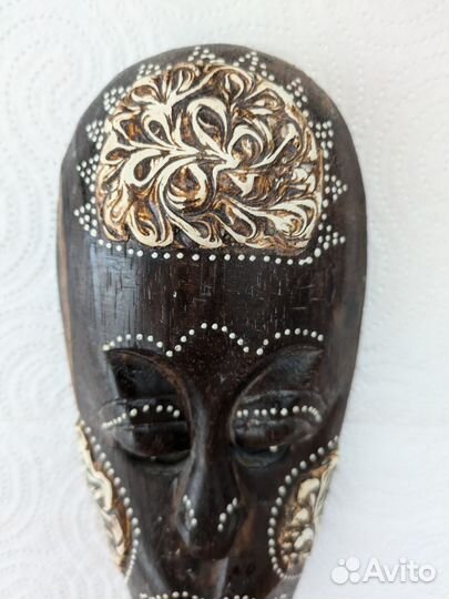 Африканская маска дерево