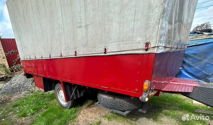 Прицеп автомобильный