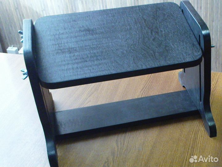 Подставка для ног пианистов