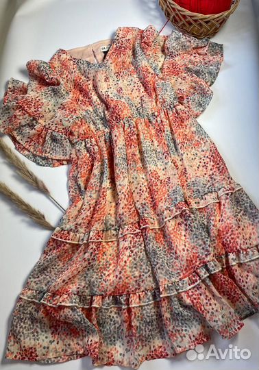 Нарядное платье для девочки