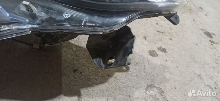 Фара правая рено аркана