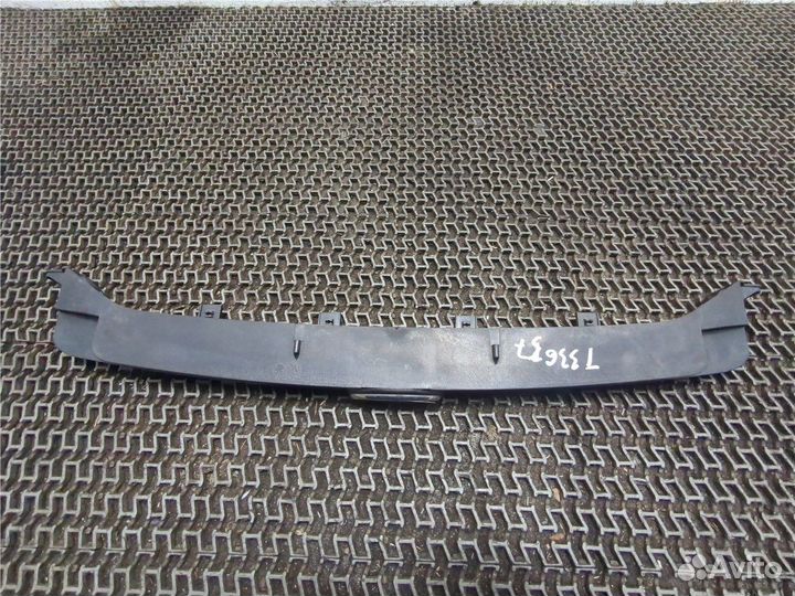 Решетка радиатора Ford Escort, 1995