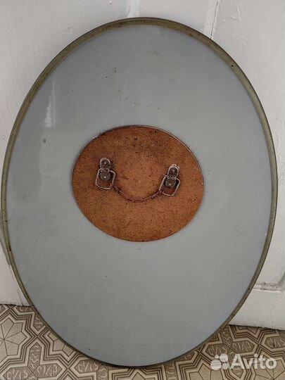 Зеркало настенное