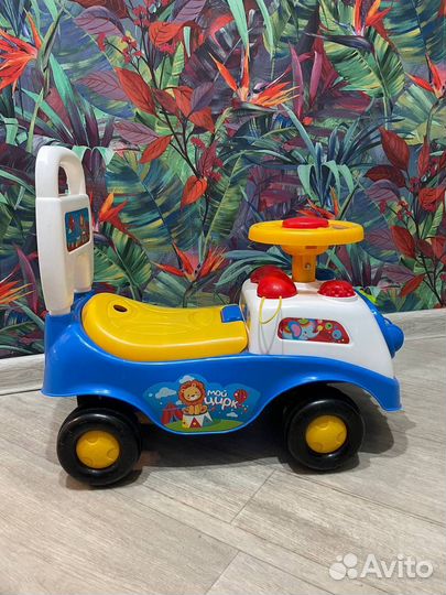 Машинка-каталка Baby go