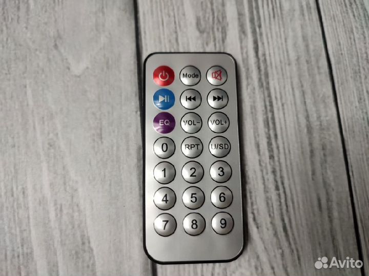 Мощная колонка с микрофоном и пультом ду, new