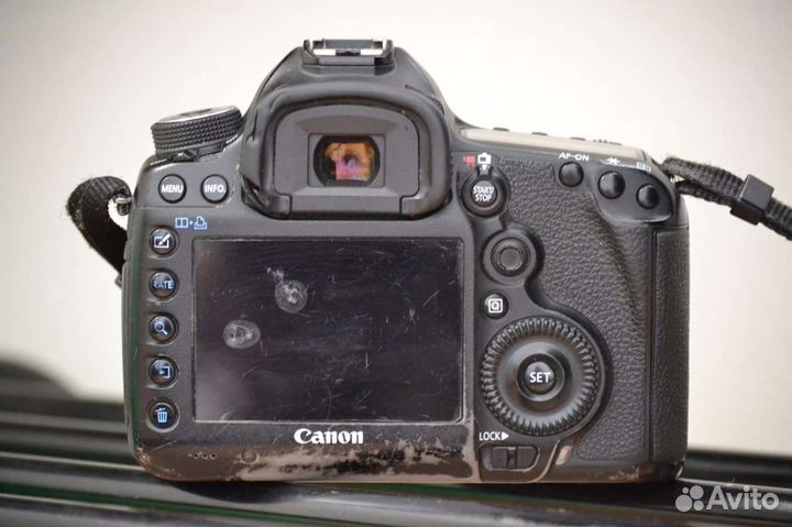 Фотоаппарат Canon EOS 5D