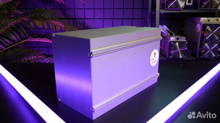 Майнер Antminer S21+ hydro 395 TH новый