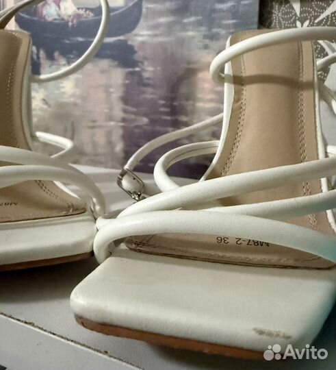 Туфли на высоком каблуке