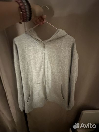 Толстовка на молнии