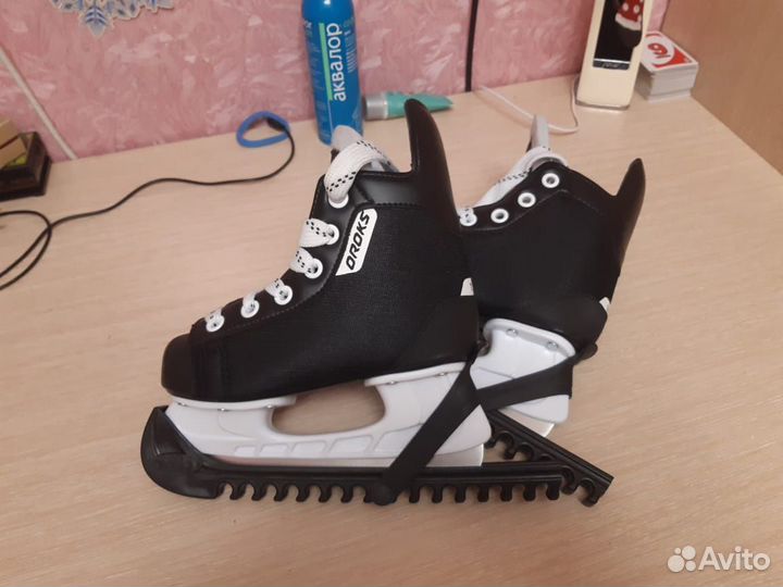 Продаю коньки детские 30р